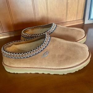 UGG Men’s Tasman Slipper Size 10